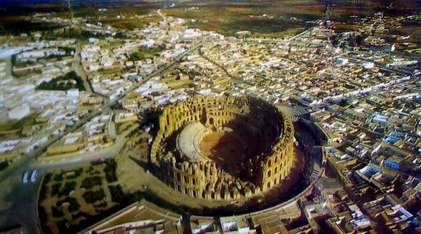 Attraits touristiques en Tunisie : Amphithéâtre, Cartage