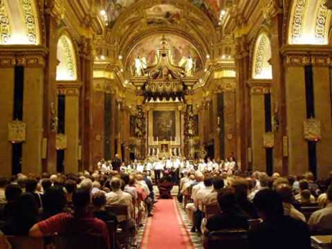 Touristic attractions of Malta : Basilica of St George, Victoria